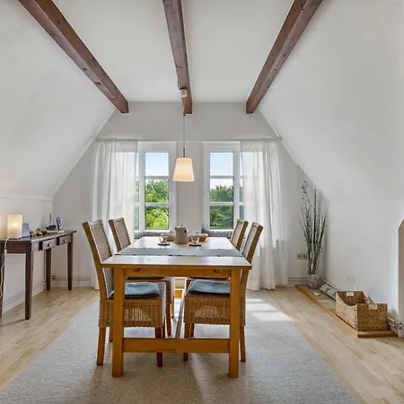 Silbermoewe Apartamento Pellworm